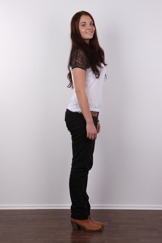 3. Download full pics of Marketa (21) from czechcasting.com