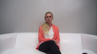 1. Download full pics of Marketa (26) from czechcasting.com