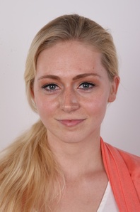 1. Download full pics of Marketa (26) from czechcasting.com