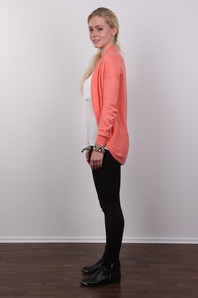 3. Download full pics of Marketa (26) from czechcasting.com