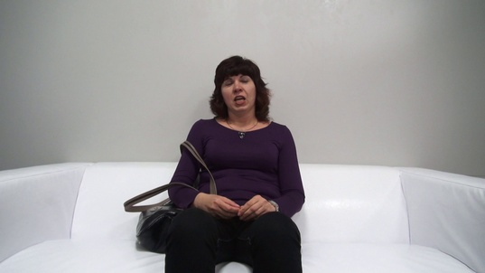 1. Download full pics of Jaroslava (46) from czechcasting.com