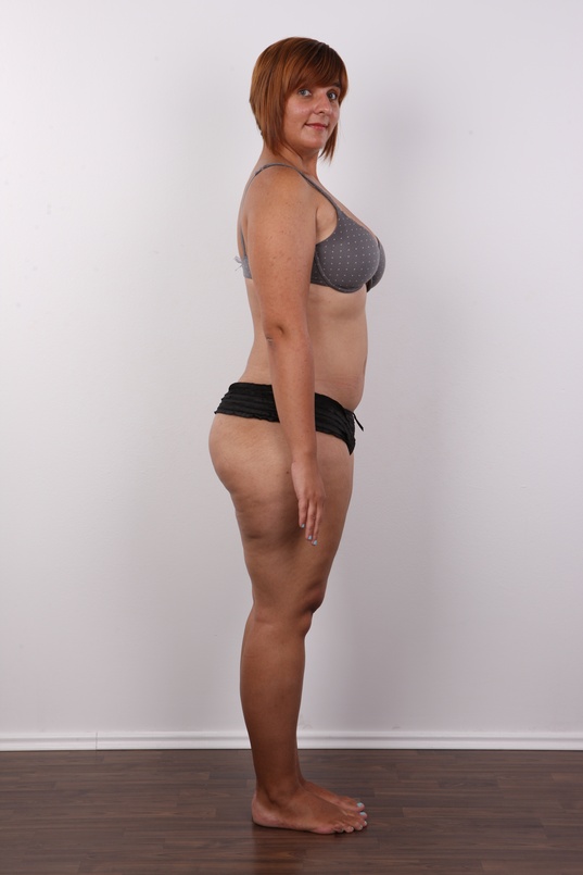 11. Download full pics of Lenka (31) from czechcasting.com