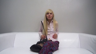 1. Download full pics of Aneta (20) from czechcasting.com