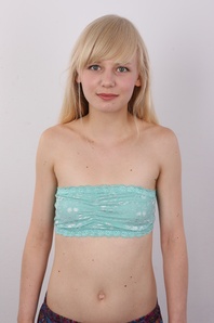 6. Download full pics of Aneta (20) from czechcasting.com