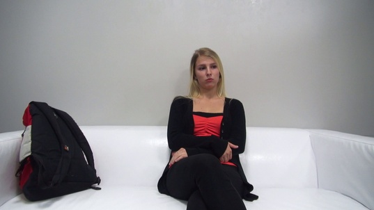 1. Download full pics of Pavlina (20) from czechcasting.com