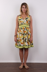 2. Download full pics of Anna (23) from czechcasting.com