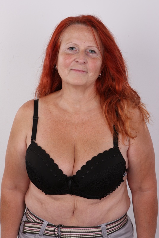 6. Download full pics of Dasa (56) from czechcasting.com