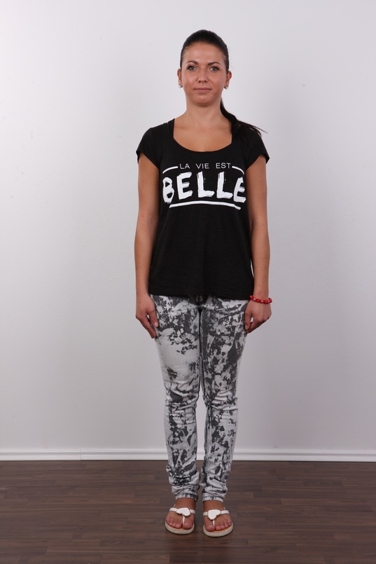 2. Download full pics of Barbora (22) from czechcasting.com