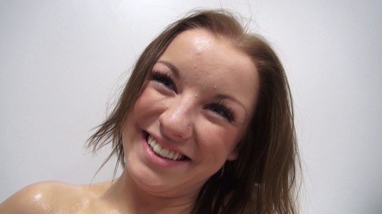 8. Download full pics of Jarmila (20) from czechcasting.com