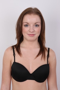 6. Download full pics of Jarmila (20) from czechcasting.com