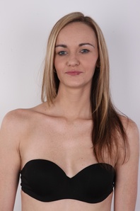 6. Download full pics of Michaela (24) from czechcasting.com