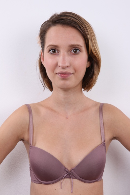 6. Download full pics of Barbora (23) from czechcasting.com