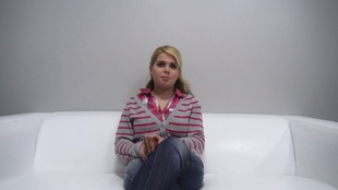 1. Download full pics of Misa (18) from czechcasting.com