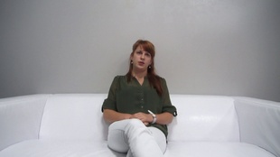 1. Download full pics of Ivana (24) from czechcasting.com