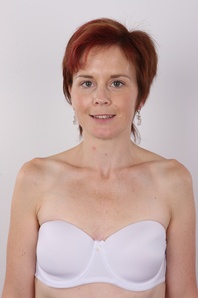 6. Download full pics of Veronika (39) from czechcasting.com