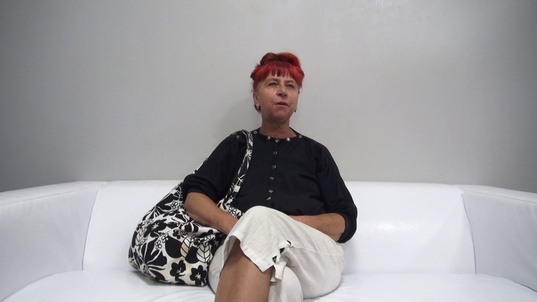 1. Download full pics of Jitka (66) from czechcasting.com