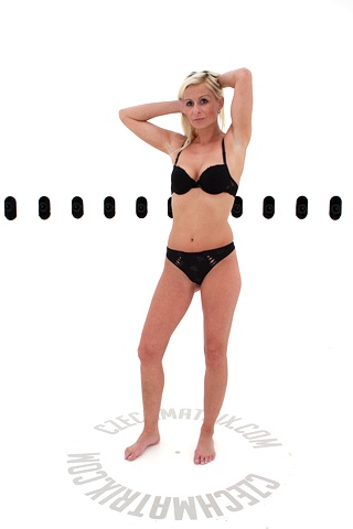 Czech Casting: Nikol (36) 360°