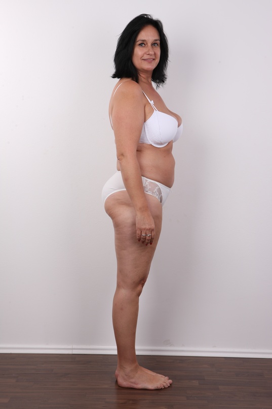 8. Download full pics of Alena (47) from czechcasting.com