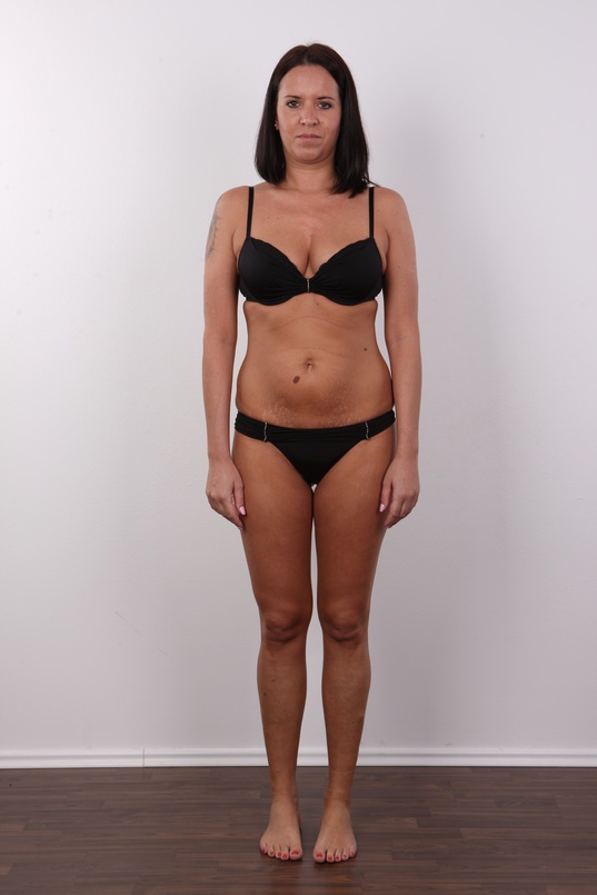 7. Download full pics of Petra (36) from czechcasting.com