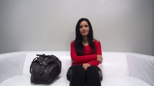 1. Download full pics of Milena (27) from czechcasting.com