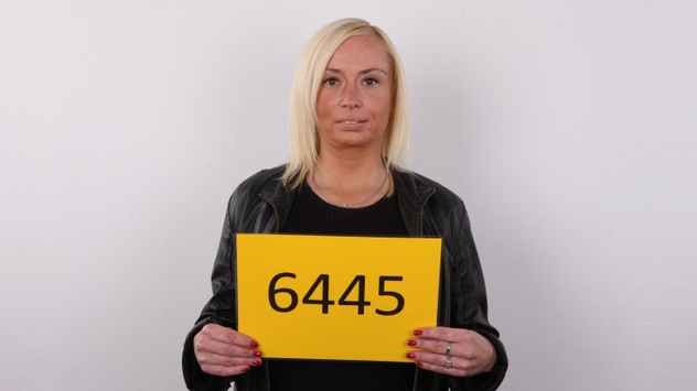 Czech Casting: Monika (41)