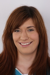 1. Download full pics of Martina (26) from czechcasting.com