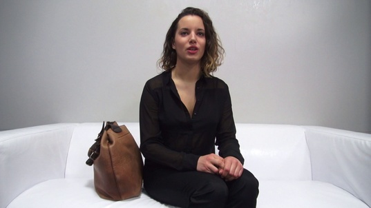 1. Download full pics of Kristyna (20) from czechcasting.com