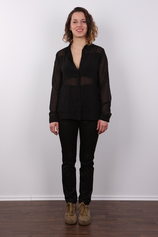 2. Download full pics of Kristyna (20) from czechcasting.com