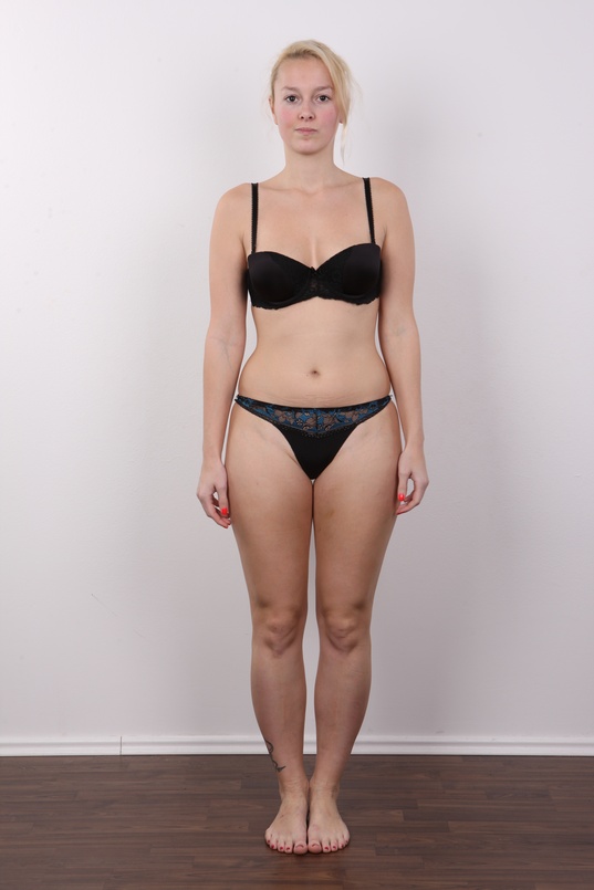 7. Download full pics of Lucka (22) from czechcasting.com