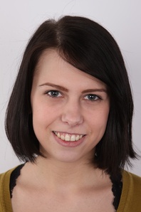 1. Download full pics of Lucka (21) from czechcasting.com