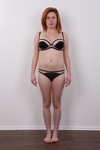 7. Download full pics of Veronika (19) from czechcasting.com