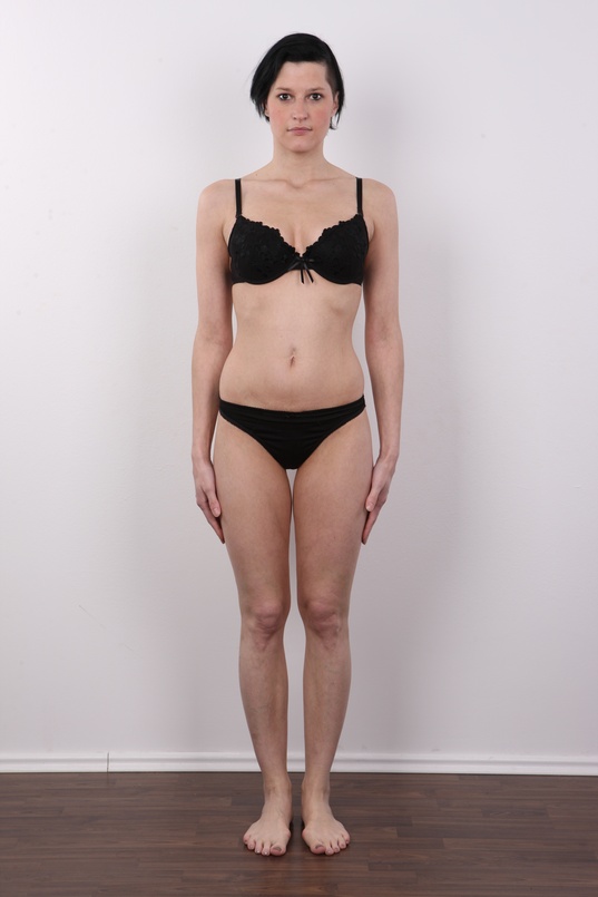 7. Download full pics of Miloslava (33) from czechcasting.com