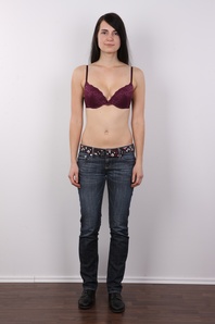 4. Download full pics of Barbora (23) from czechcasting.com