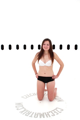 Czech Casting: Jana (18) 360°