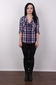 2. Download full pics of Dari (20) from czechcasting.com