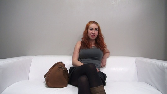 1. Download full pics of Sarka (24) from czechcasting.com