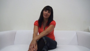 1. Download full pics of Lucie (30) from czechcasting.com