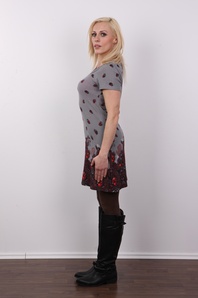 3. Download full pics of Helena (34) from czechcasting.com