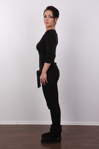 3. Download full pics of Alzbeta (18) from czechcasting.com