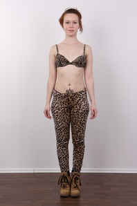 4. Download full pics of Klara (24) from czechcasting.com