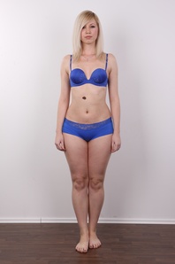 7. Download full pics of Lilia (27) from czechcasting.com