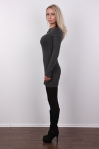 3. Download full pics of Lucie (38) from czechcasting.com