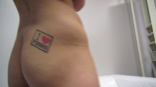 4. Download full pics of Zuzana (25) from czechcasting.com