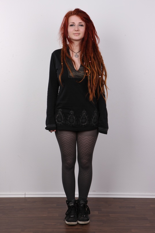 2. Download full pics of Natalie (20) from czechcasting.com