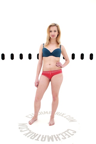 Czech Casting: Marie (18) 360°