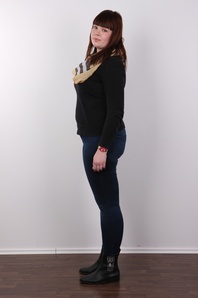 3. Download full pics of Marta (18) from czechcasting.com