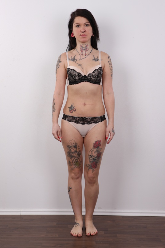 7. Download full pics of Adela (29) from czechcasting.com