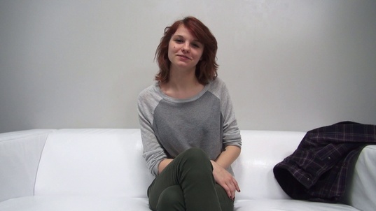 1. Download full pics of Viktorie (19) from czechcasting.com