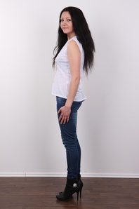 3. Download full pics of Olga (23) from czechcasting.com