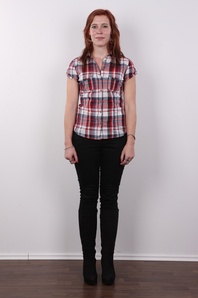 2. Download full pics of Lucie (23) from czechcasting.com